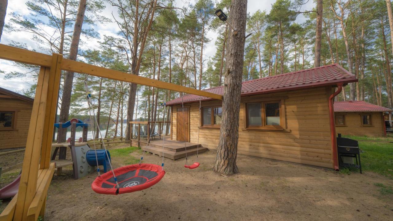 Sloneczny Domek Borsk Nr 2 I 15 - Nad Samym Jeziorem W Pierwszej Linii Eksteriør billede