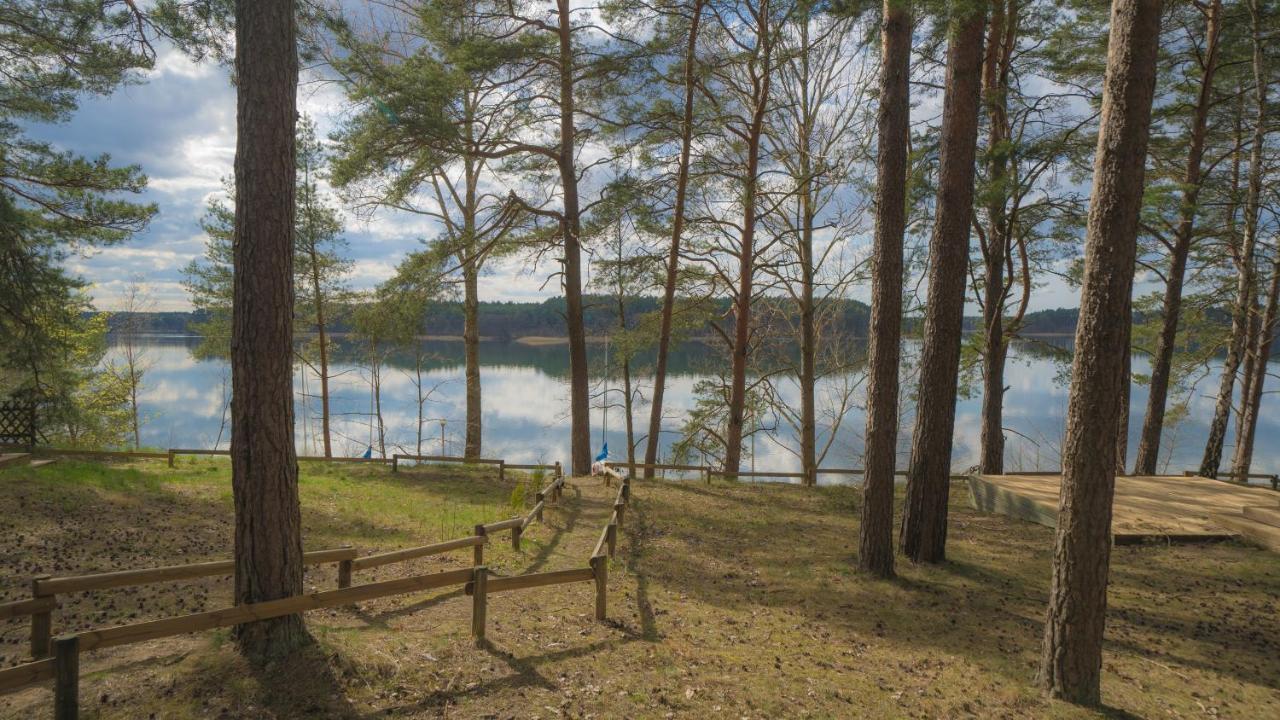 Sloneczny Domek Borsk Nr 2 I 15 - Nad Samym Jeziorem W Pierwszej Linii Eksteriør billede