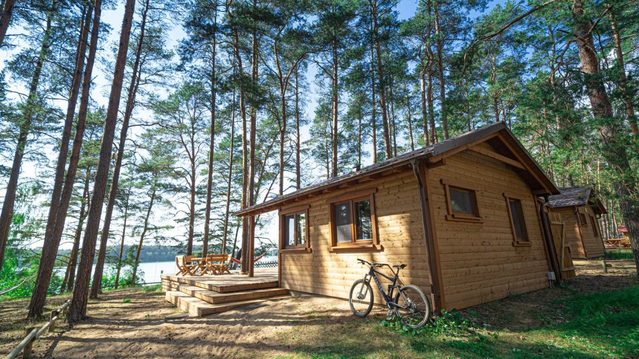 Sloneczny Domek Borsk Nr 2 I 15 - Nad Samym Jeziorem W Pierwszej Linii Eksteriør billede